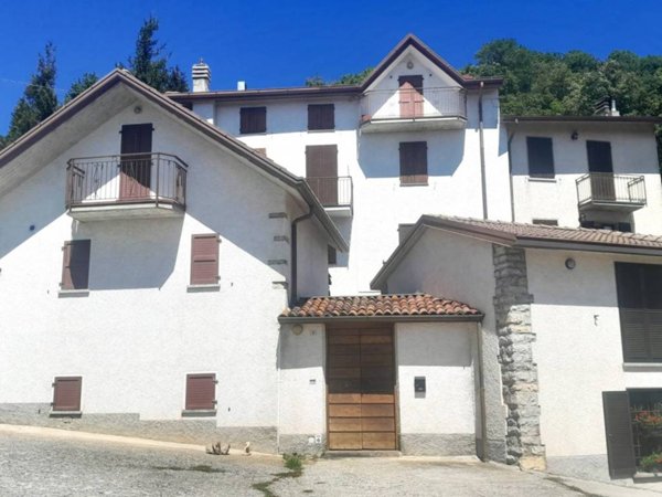 intera palazzina in vendita a Torre de' Busi in zona San Marco