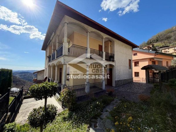 casa indipendente in vendita a Torre de' Busi