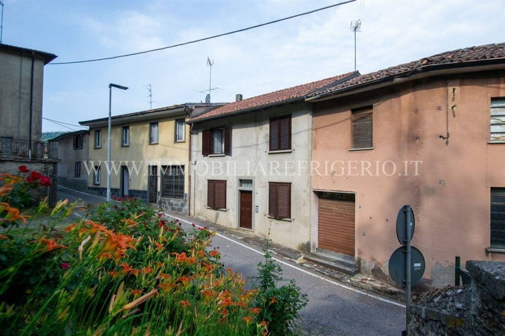 casa indipendente in vendita a Torre de' Busi