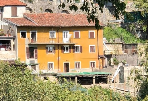 casa indipendente in vendita a Torre de' Busi in zona Sogno