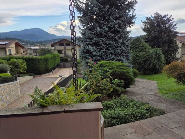 casa indipendente in vendita a Torre de' Roveri