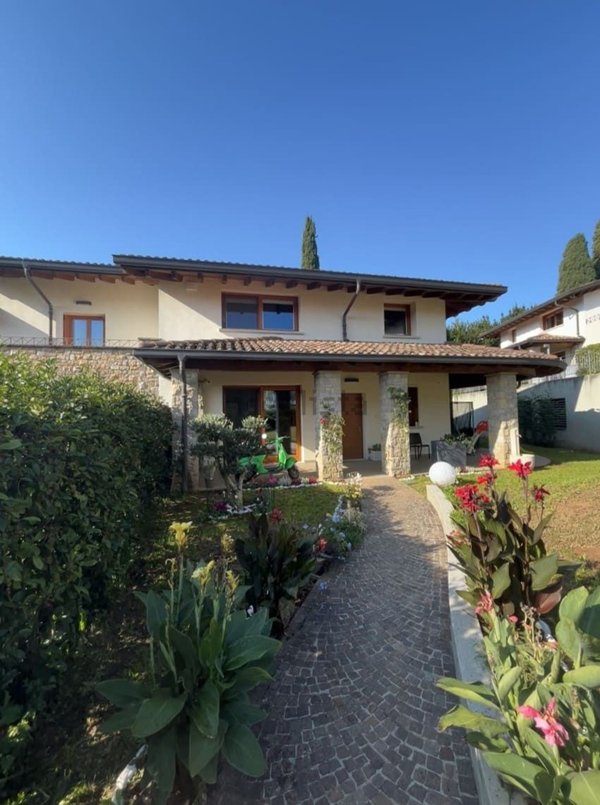 casa indipendente in vendita a Torre de' Roveri