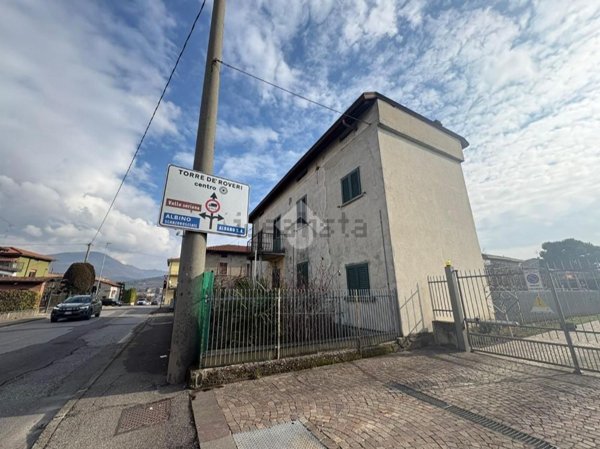 casa indipendente in vendita a Torre de' Roveri