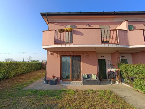 casa indipendente in vendita a Torre Pallavicina