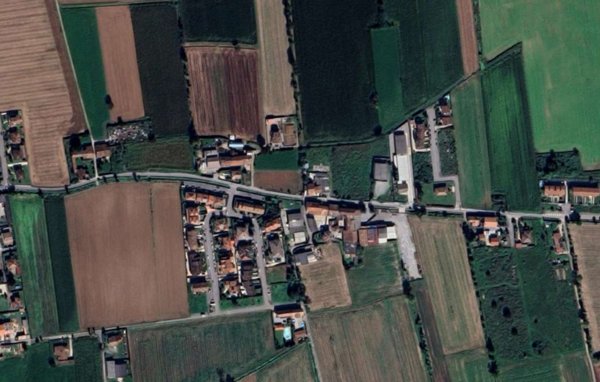 terreno edificabile in vendita a Torre Pallavicina
