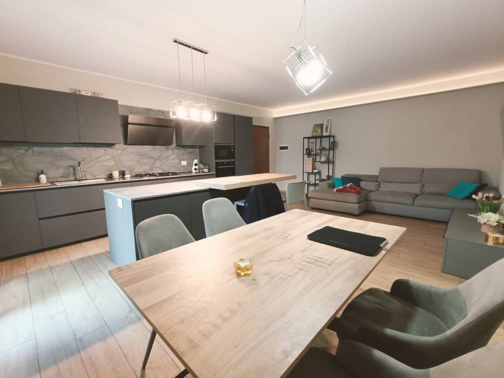 appartamento in vendita a Torre Pallavicina in zona Villanuova