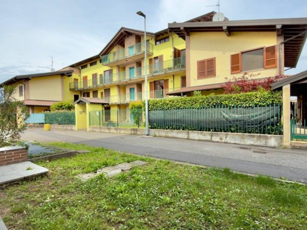 appartamento in vendita a Torre Pallavicina in zona Torre