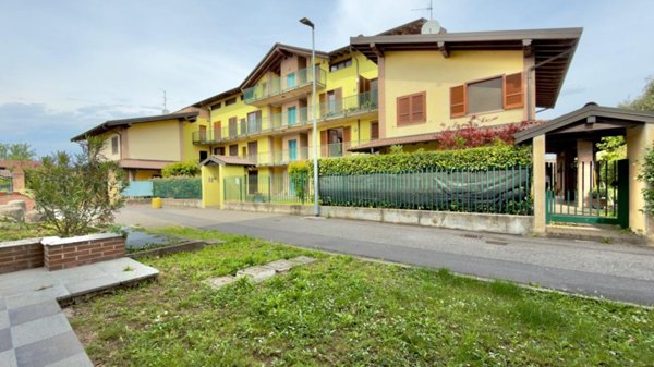 appartamento in vendita a Torre Pallavicina in zona Torre
