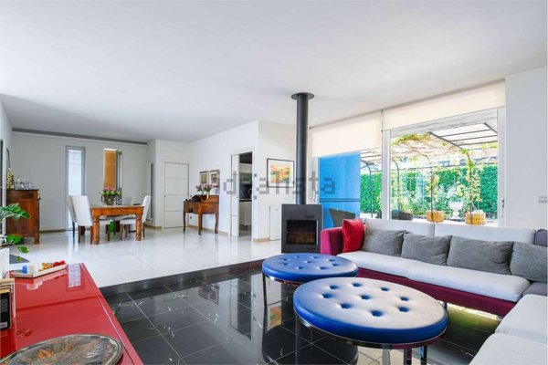 casa indipendente in vendita a Torre Pallavicina in zona Villanuova