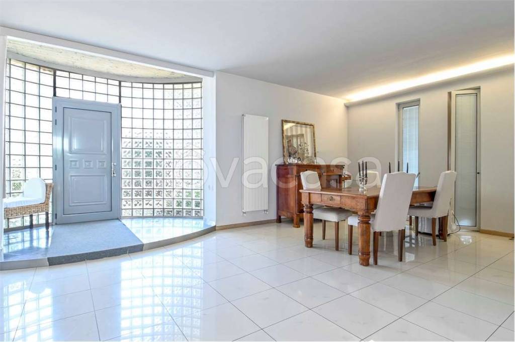 casa indipendente in vendita a Torre Pallavicina in zona Villanuova