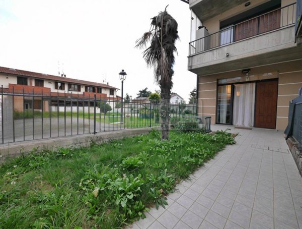 appartamento in vendita a Torre Pallavicina in zona Torre