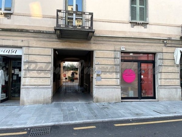 locale commerciale in vendita a Trescore Balneario