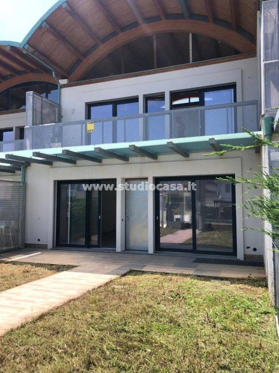 casa indipendente in vendita a Trescore Balneario