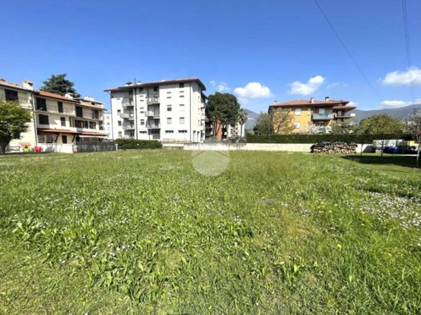 terreno edificabile in vendita a Trescore Balneario