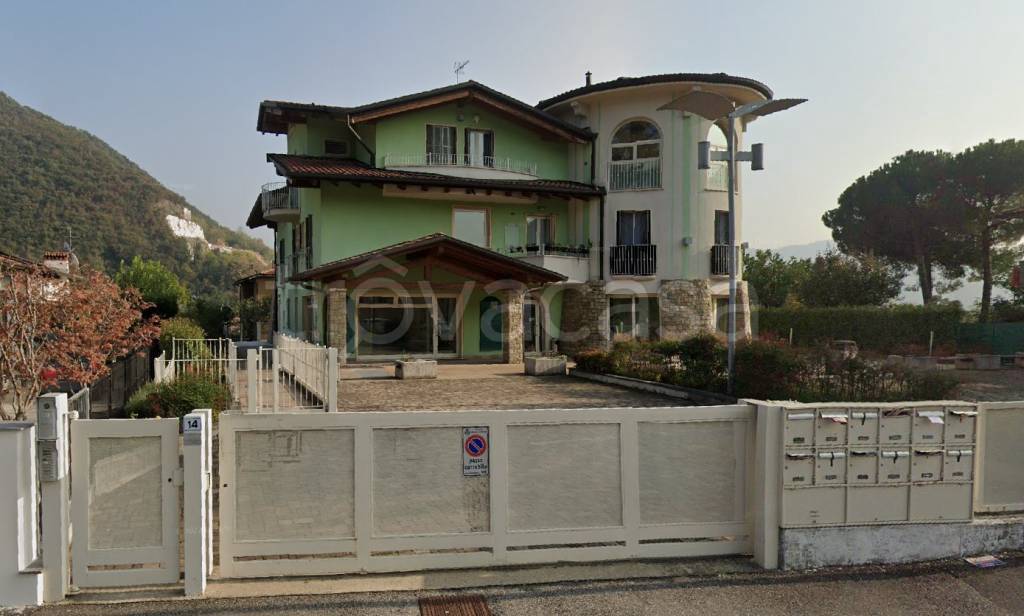 appartamento in vendita a Trescore Balneario