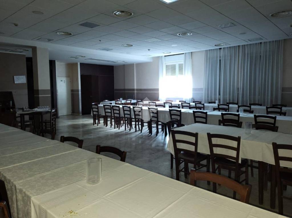 negozio in vendita a Trescore Balneario
