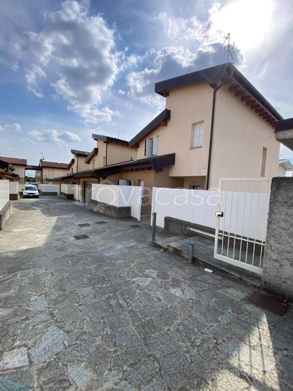 casa indipendente in vendita a Trescore Balneario