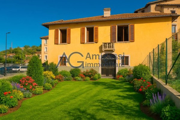 casa indipendente in vendita a Trescore Balneario