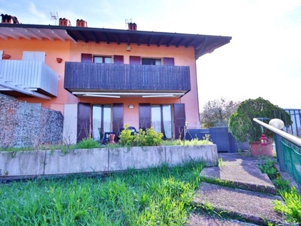 casa indipendente in vendita a Trescore Balneario