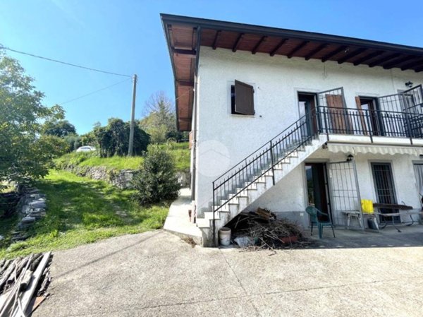 casa indipendente in vendita a Trescore Balneario