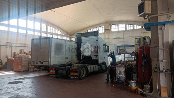 ufficio in vendita a Trescore Balneario