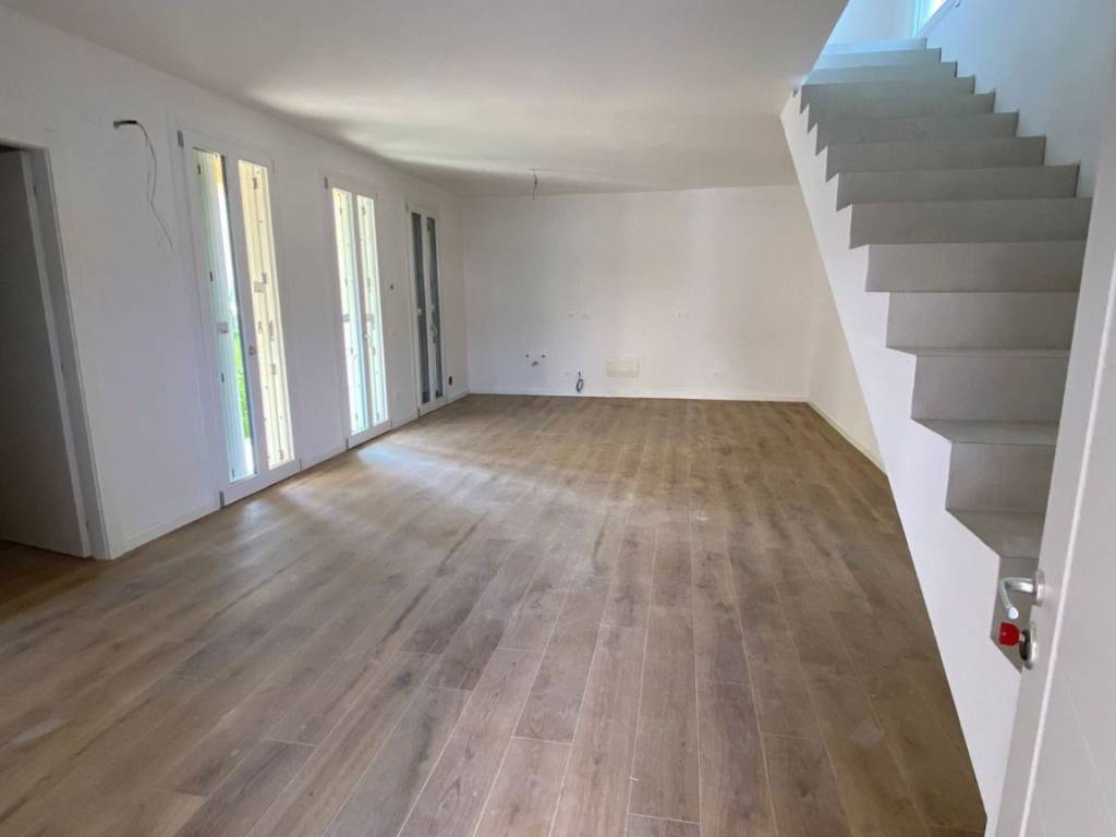 casa indipendente in vendita a Trescore Balneario