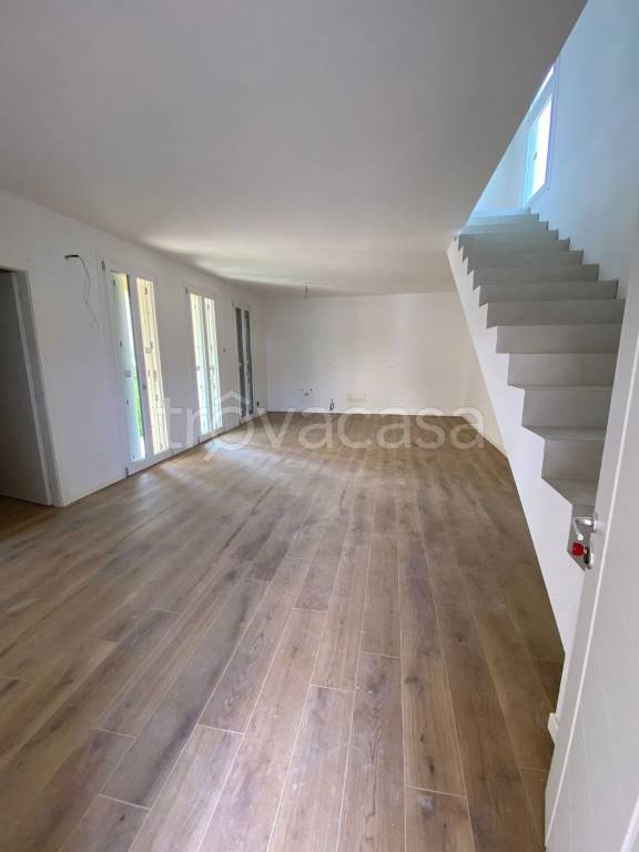casa indipendente in vendita a Trescore Balneario