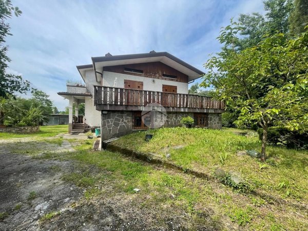 casa indipendente in vendita a Trescore Balneario