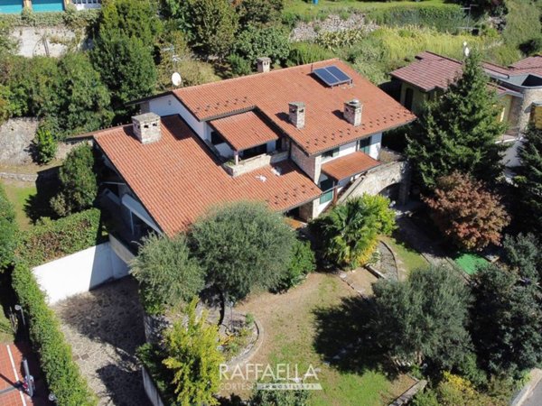 casa indipendente in vendita a Trescore Balneario