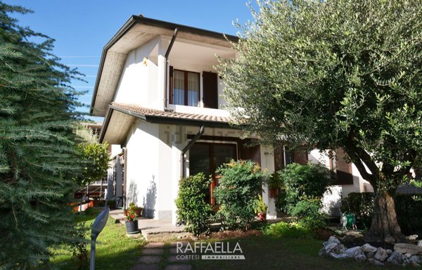 casa indipendente in vendita a Trescore Balneario