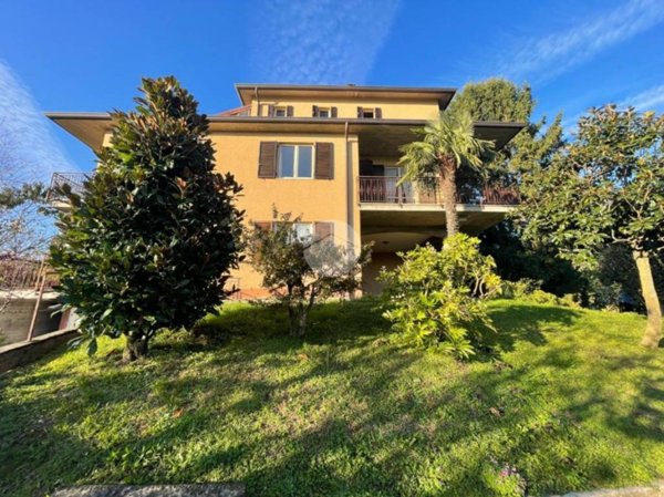 casa indipendente in vendita a Trescore Balneario