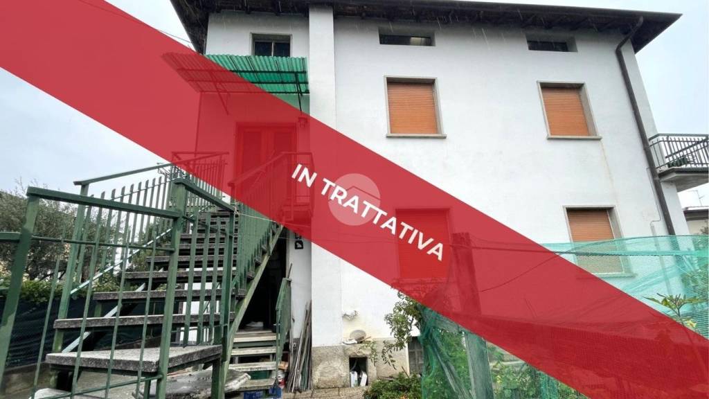 casa indipendente in vendita a Trescore Balneario