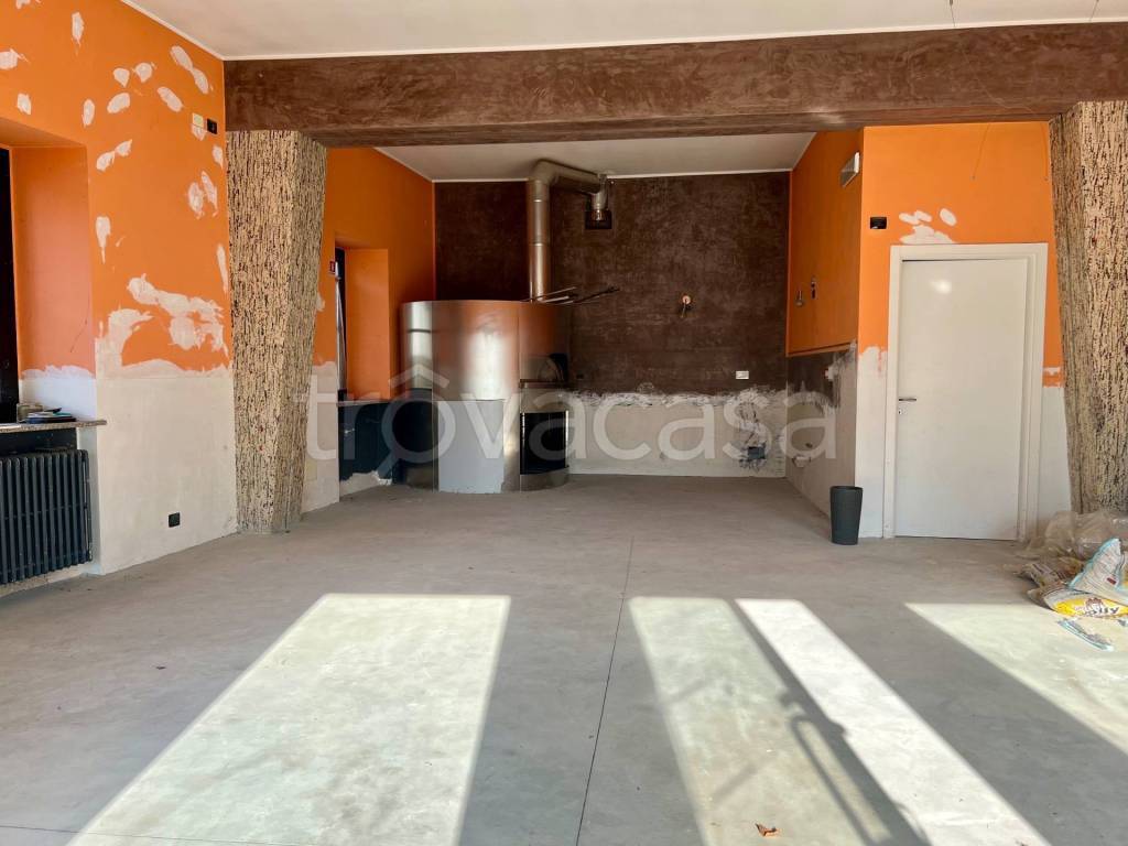 negozio in vendita a Trescore Balneario