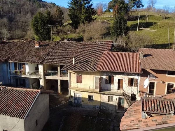 casa indipendente in vendita a Trescore Balneario
