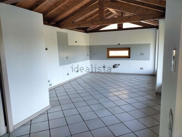 casa indipendente in vendita a Trescore Balneario