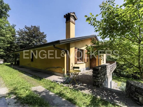 casa indipendente in vendita a Trescore Balneario