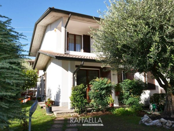 casa indipendente in vendita a Trescore Balneario