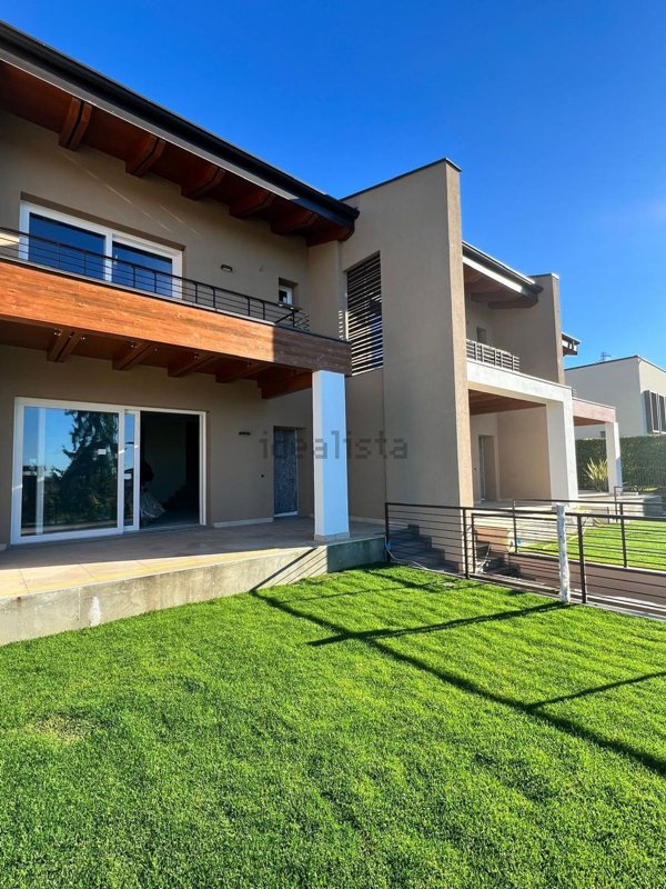 casa indipendente in vendita a Trescore Balneario