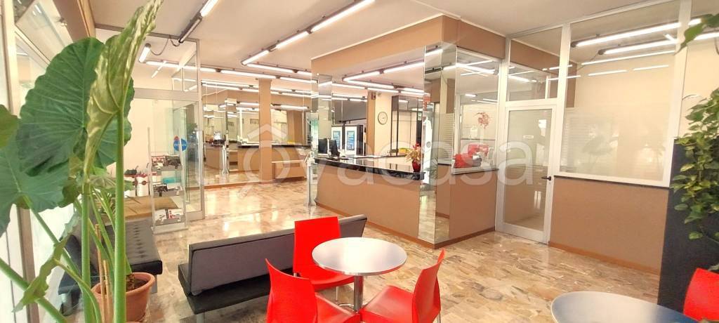 locale di sgombero in vendita a Trescore Balneario