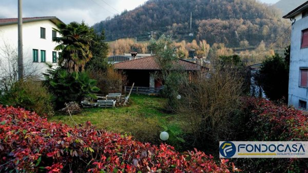 casa indipendente in vendita a Trescore Balneario