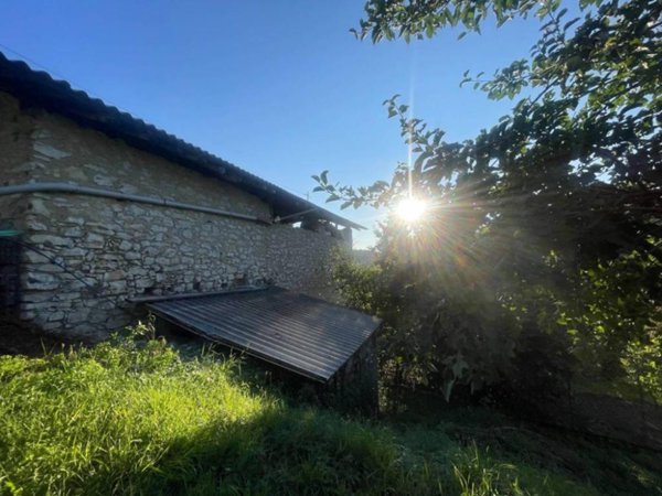 casa indipendente in vendita a Trescore Balneario