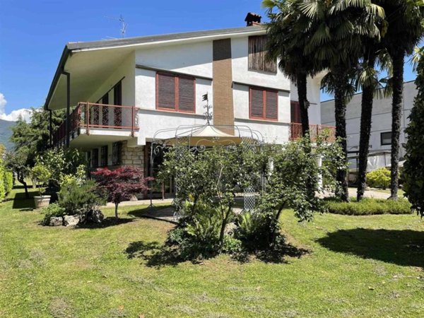 casa indipendente in vendita a Trescore Balneario