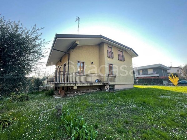 casa indipendente in vendita a Trescore Balneario