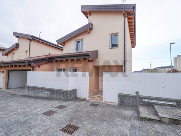 casa indipendente in vendita a Trescore Balneario