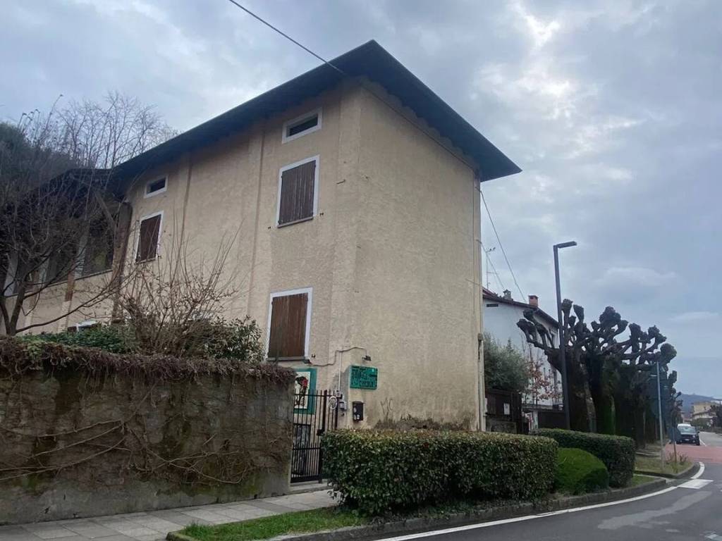 appartamento in vendita a Trescore Balneario