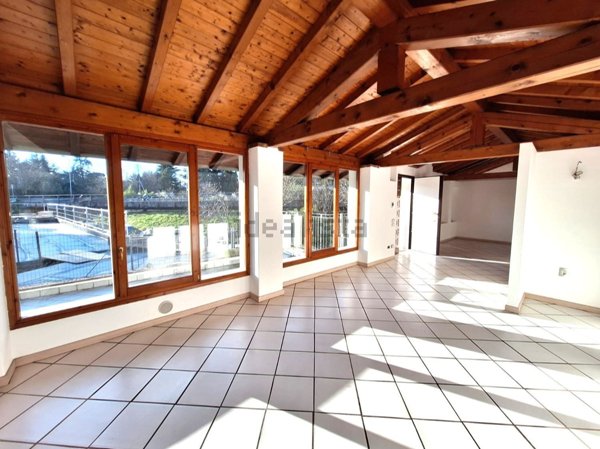 casa indipendente in vendita a Trescore Balneario