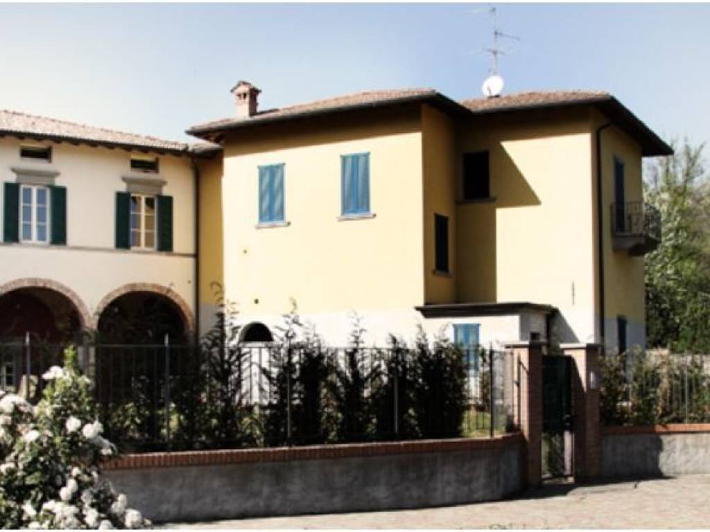 casa indipendente in vendita a Trescore Balneario