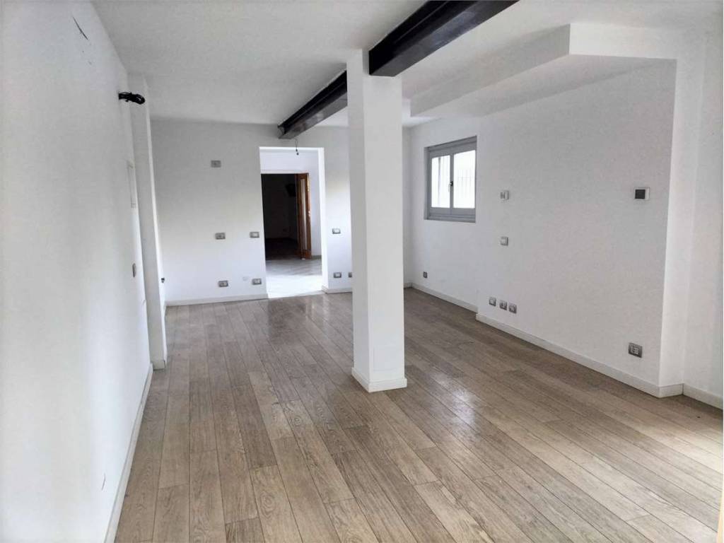 casa indipendente in vendita a Trescore Balneario