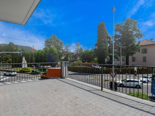 ufficio in vendita a Trescore Balneario