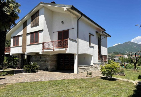 casa indipendente in vendita a Trescore Balneario